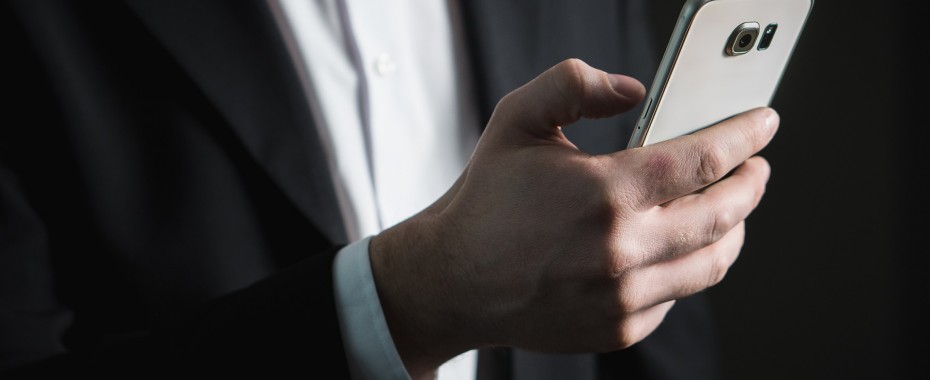 Twój partner Cię zdradza? Udowodnij niewierność za pomocą podsłuchu na telefon